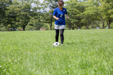 サッカーファンの女性