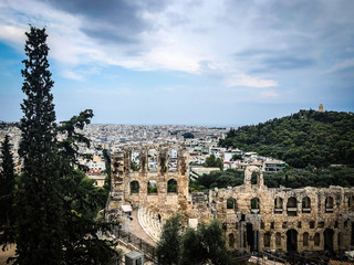Fototapeta premium streets and buildings in athens, greece - acropolis