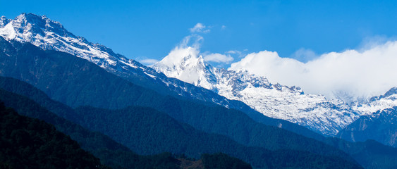 Fototapeta na wymiar Mountains peaks in North Sikkim, India