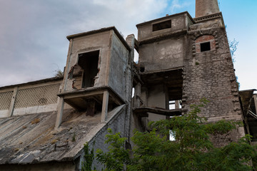 Fototapeta na wymiar Urban exploration in an abandoned cement factory