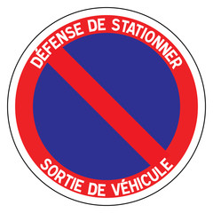 Panneau routier en France : station interdit avec mise en fourrière	
