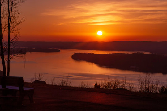 Sunset on the Tennessee River 
