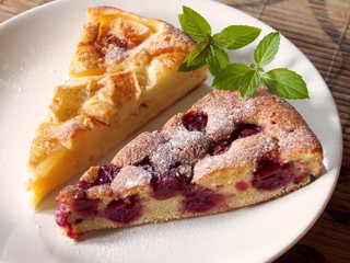 Apfel- und Kirschkuchen