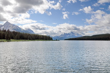 Beautiful view of Mmaligne Lake in Jasper National Park