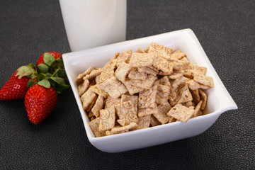 Wheat flakes for breakfast