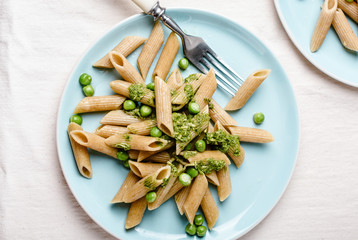 Whole grain penne pasta.