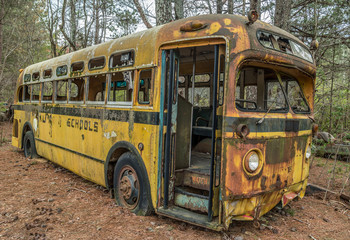 Fototapeta na wymiar School bus 1950's vintage
