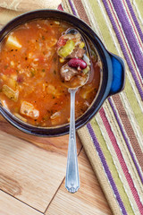 Slow Cooker Beef Vegetable Soup