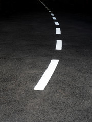 road white line