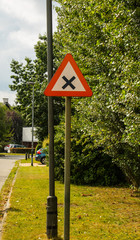 Sinalização de transito para ruas, avenidas e ciclovias na Europa e outros continentes.