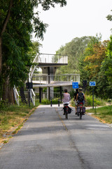 Naklejka premium Sinalização de transito para ruas, avenidas e ciclovias na Europa e outros continentes.