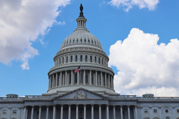 Obraz premium Capitol Building before storm
