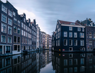 Naklejka premium Amsterdam Canal and Buildings