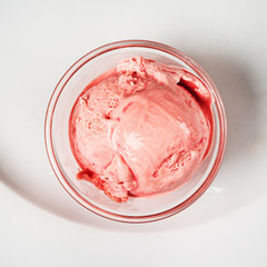 ice cream ball in the bowl