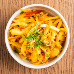 carrot salad with garlic and herbs