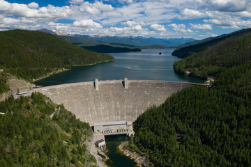 Obraz na płótnie Canvas Dam with Lake in Background