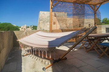 Amaka nel cortile