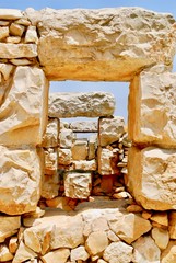 Repeating windows at Mt. Gerizim