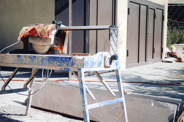 Repair of the house outside, tools in the yard