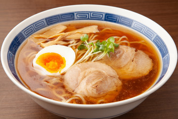 しょうゆラーメン
