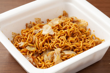 カップ焼きそば