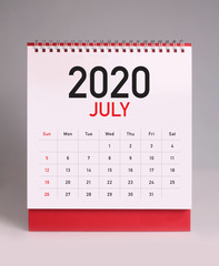 Simple desk calendar 2020 - July