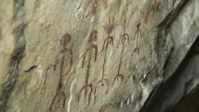 pinturas rupestres en cueva