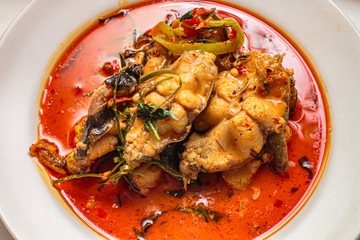 Catfish with spicy red curry paste.