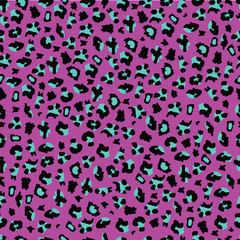 Fototapeta na wymiar Purple and turquoise leopard seamless pattern for printing on fabric.