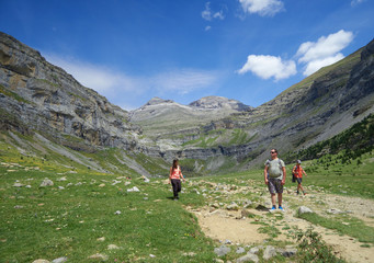 Fototapeta na wymiar Hiking trail in Ordesa y Monte Perdido, in Huesca, Spain