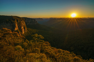 sunrise at govetts leap lookout, blue mountains, australia 78
