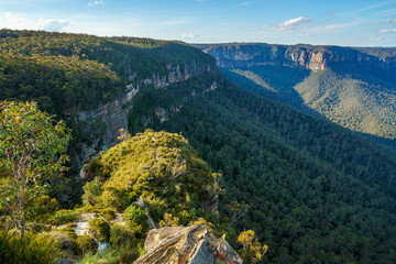 valley view lookout, blue mountains national park, australia 8