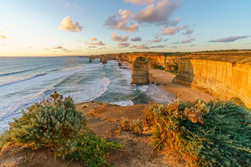 Obraz premium twelve apostles at sunset,great ocean road at port campbell, australia 100