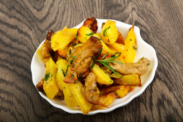 Fried potato with pork