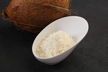 Coconut shredded chip with nut