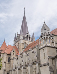 Fototapeta na wymiar Clocher de la cathédrale de Lausanne