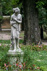 2010.08.22, Moscow, Russia. Woman's statue in the park. Decorative elements of the Moscow park, front view.