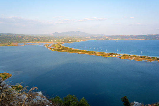 Divari Bilder Durchsuchen 140 Archivfotos, und Videos