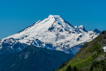 Fototapeta na wymiar Mount Baker: the major peak in North Cascade Mountains