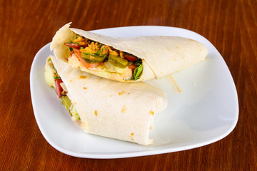 Tortilia with saucage