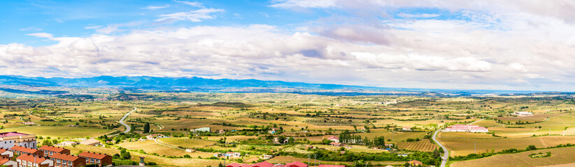 Fototapeta na wymiar Panoramic view at the surroundings of the town Laguardia in Spain