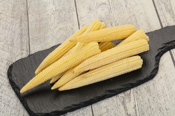 Raw baby corn
