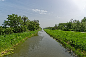 Fototapeta na wymiar water canal