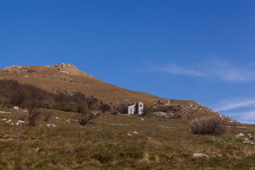 The slope of a mountain Nanos