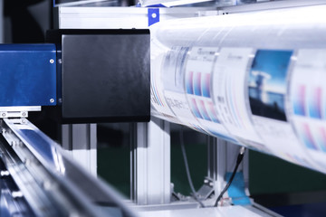 new innovative digital technology of automatic printing machine is printing on continuous in the...