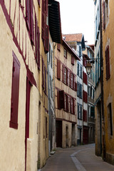 Fototapeta na wymiar Cityscape of French town Bayonne