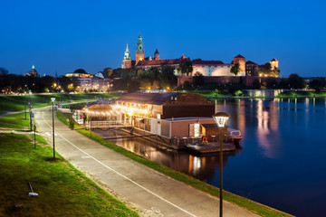 Fototapeta na wymiar Evening In Krakow With View to The Castle