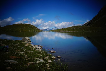 lac de montagne