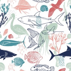 Sea world. Fish, algae, jellyfish and seabirds. Vector seamless pattern
