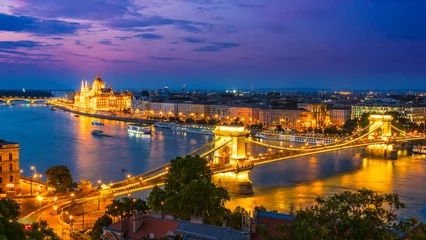 Foto auf Acrylglas Kettenbrücke Panoramablick auf Budapest bei Nacht